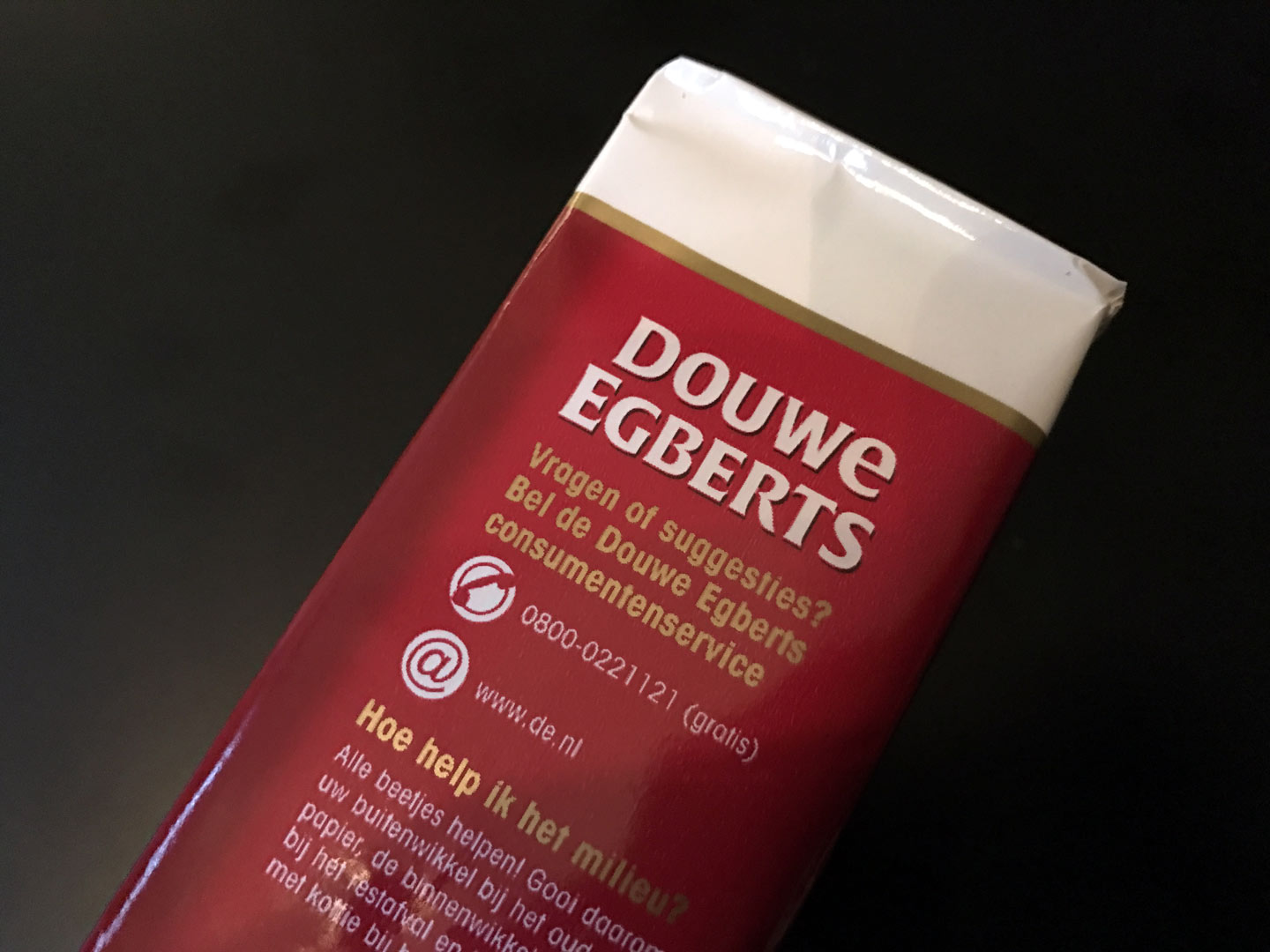 Opname Beneden afronden forum Douwe Egberts packaging | TypeTogether